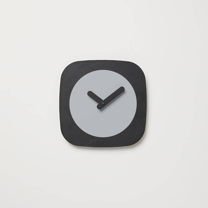 Lora - Wanduhr