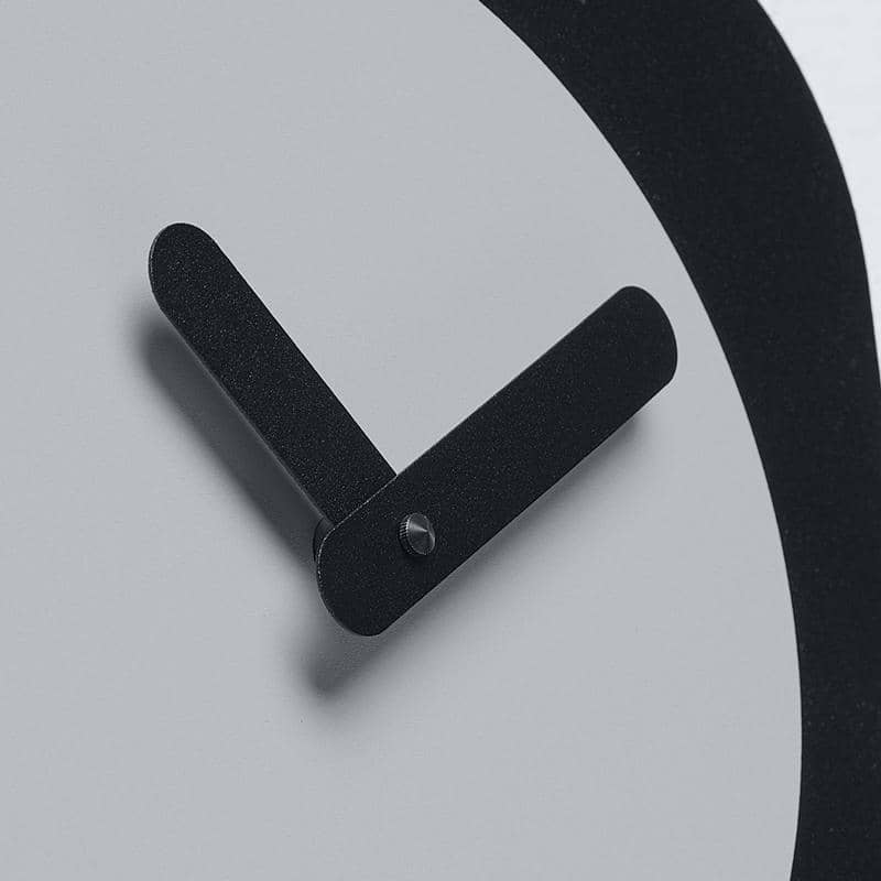 Lora - Wanduhr